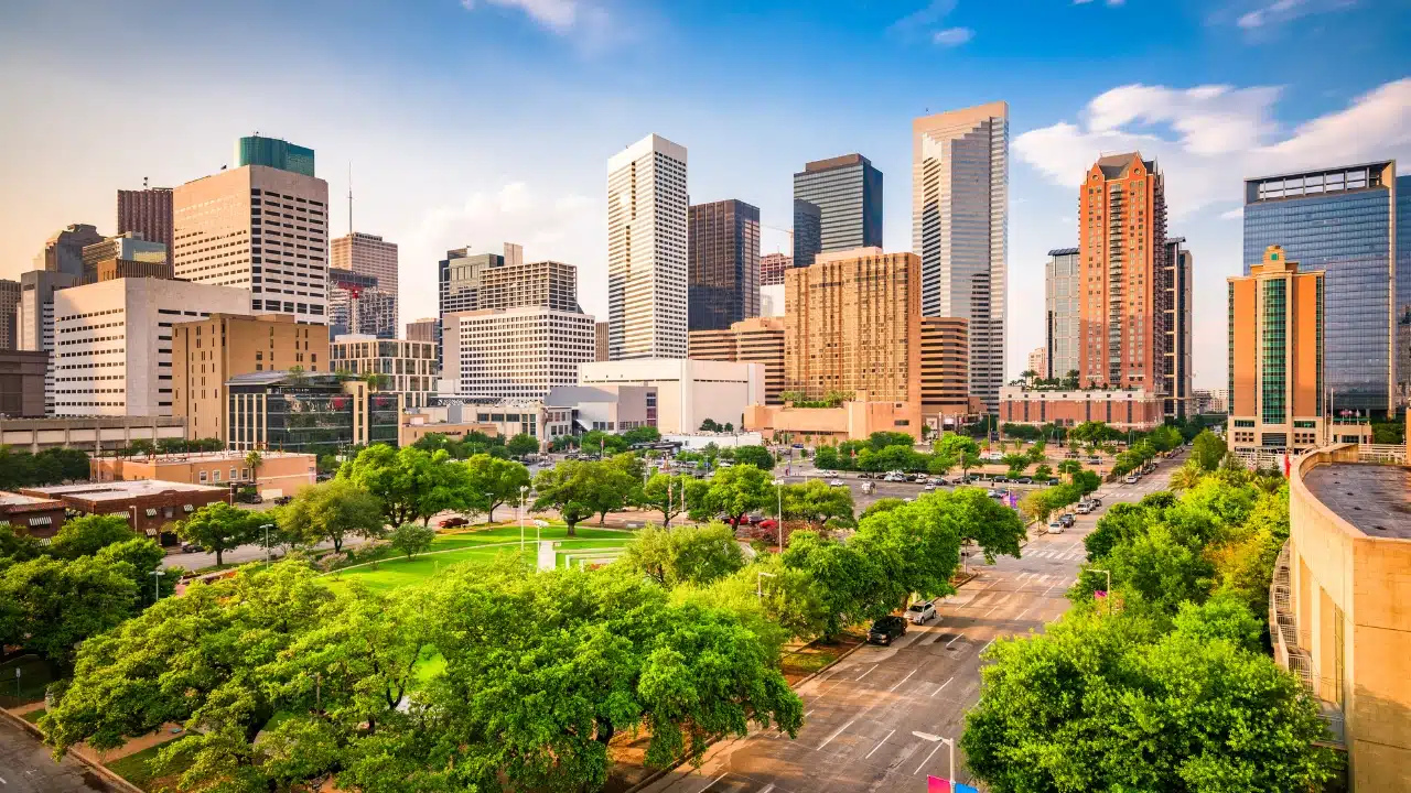 Downtown Houston skyline in Texas featuring modern skyscrapers, green urban parks, and vibrant city streets in one of the largest and most dynamic cities in the United States.